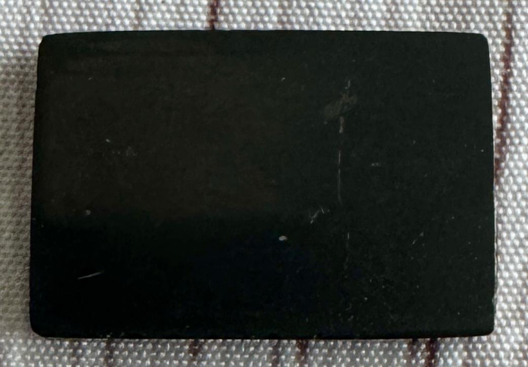Plaque Shungite Téléphone Rectangulaire 3cm x 2cm