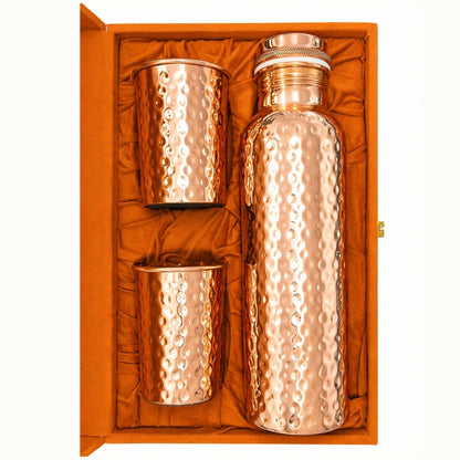 Ensemble Bouteille en Cuivre Martelé avec 2 Tasses – Coffret Cadeau Velours